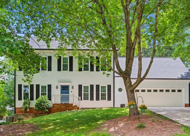 Property at 2006 Chedington Dr, Apex, NC 27502, 4 beds, 2.5 baths
