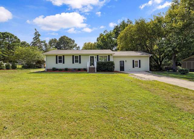 Property at 105 Fox Run Dr, Wendell, NC 27591, 3 beds, 1.5 baths