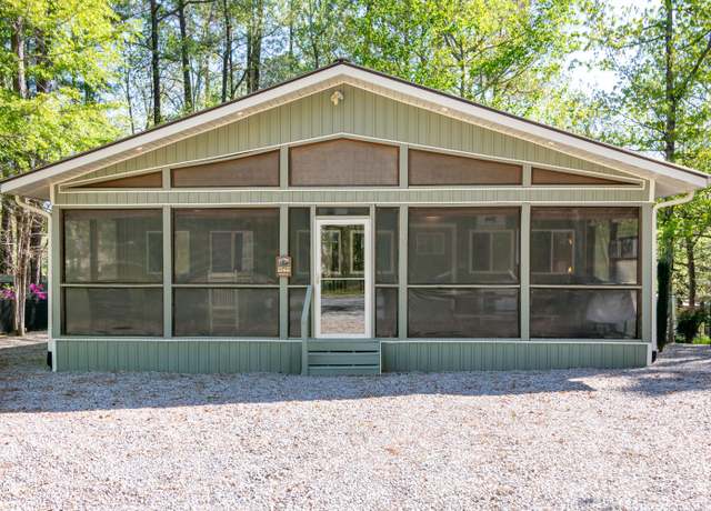 Property at 142 Blackhawk Dr, Louisburg, NC 27549, 2 beds, 1 bath