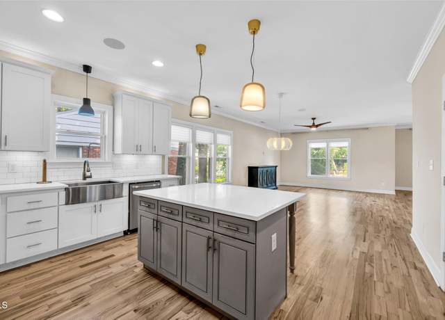 Property at 2210 Bedford Ave, Raleigh, NC 27607, 3 beds, 2.5 baths