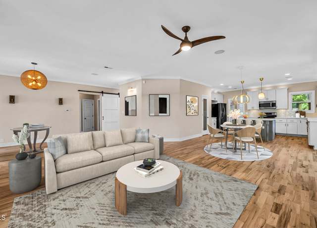 Property at 2210 Bedford Ave, Raleigh, NC 27607, 3 beds, 2.5 baths
