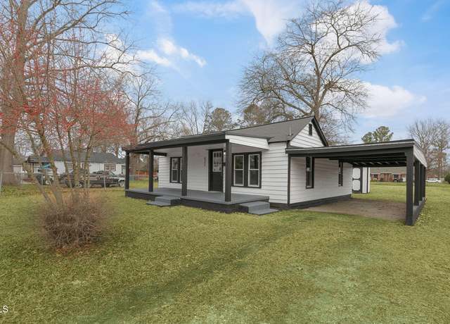 Property at 521 Mill St, Smithfield, NC 27577, 2 beds, 1 bath