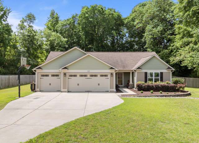Property at 123 Terawood Farm Dr, Willow Springs, NC 27592, 3 beds, 2 baths