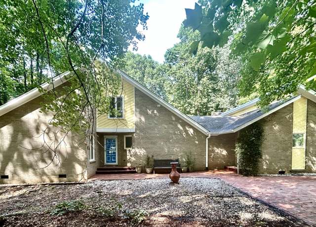 Property at 5008 Tallwood Dr, Raleigh, NC 27613, 3 beds, 4 baths