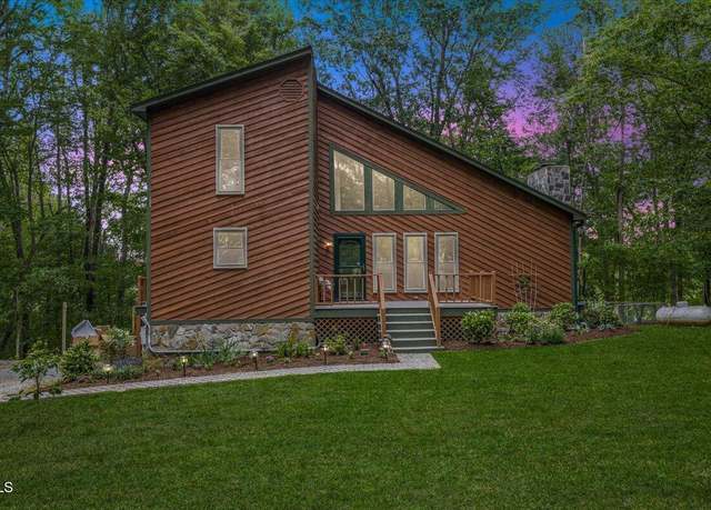 Property at 6160 Virgilina Rd, Roxboro, NC 27574, 3 beds, 3 baths