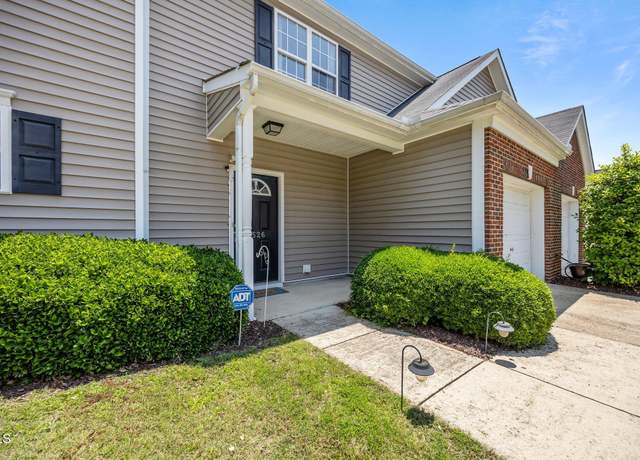 Property at 3526 Londonville Ln, Raleigh, NC 27604, 3 beds, 2.5 baths