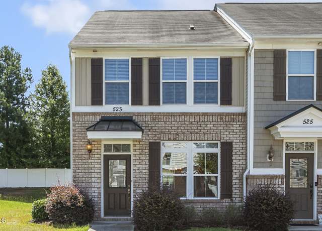 Property at 523 Berry Chase Way, Cary, NC 27519, 3 beds, 3.5 baths