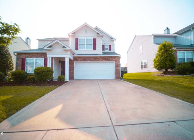 Property at 8021 Wesley Farm Dr, Raleigh, NC 27616, 4 beds, 2.5 baths