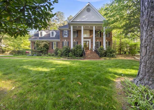 Property at 104 Arcadia Ln, Chapel Hill, NC 27514, 5 beds, 4.5 baths