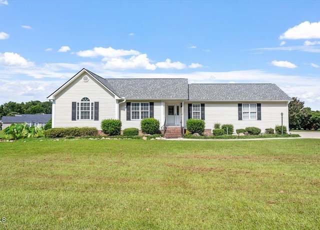 Property at 1352 Smith Rd, Smithfield, NC 27577, 3 beds, 2 baths
