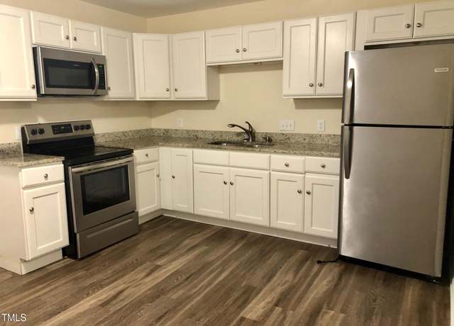 Property at 5 Sidbrook Ct, Durham, NC 27704, 4 beds, 3 baths