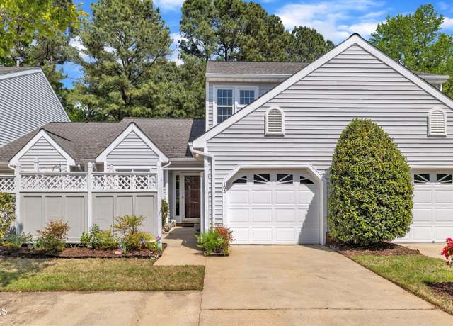 Property at 105 Breakers Pl, Cary, NC 27511, 3 beds, 2.5 baths
