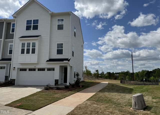 Property at 2118 Terrawood Dr, Durham, NC 27703, 4 beds, 3.5 baths