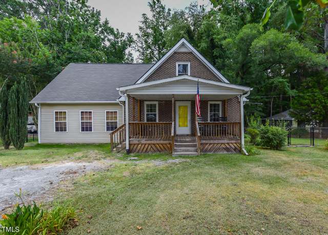 Property at 178 Paceville Rd, Selma, NC 27576, 3 beds, 1.5 baths