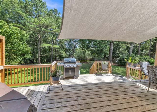Property at 2832 Steeple Run Dr, Wake Forest, NC 27587, 4 beds, 2.5 baths