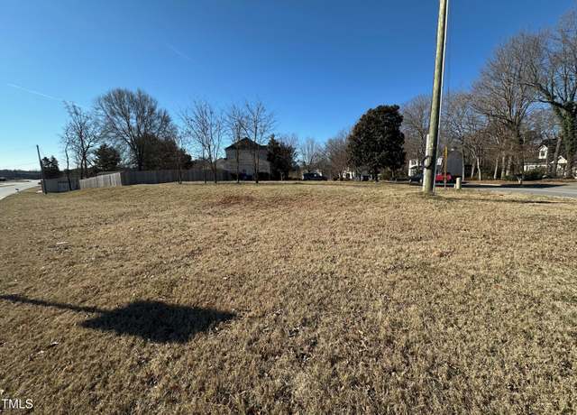 Property at 988 Huntington Run Ln, Kernersville, NC 27284