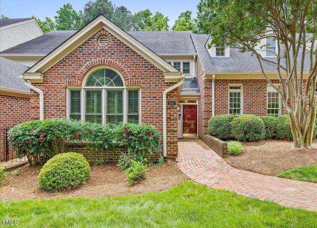 Property at 3347 Ridgecrest Ct, Raleigh, NC 27607, 3 beds, 2.5 baths