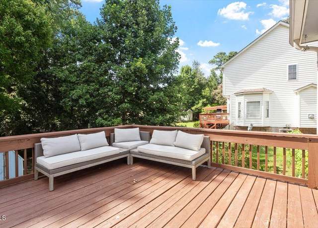 Property at 105 Otter Dr, Cary, NC 27513, 5 beds, 3 baths