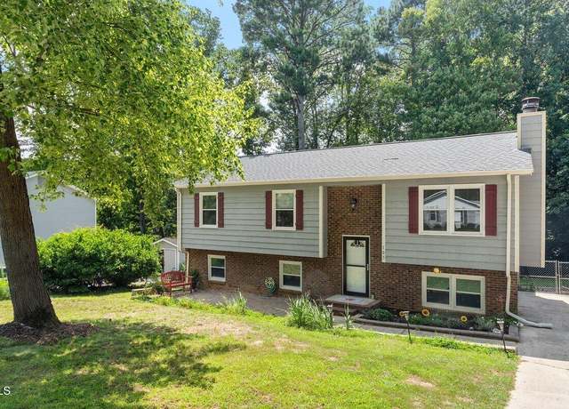 Property at 105 Otter Dr, Cary, NC 27513, 5 beds, 3 baths