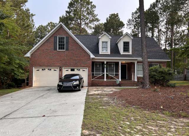 Property at 7832 Shuttle Rd, Fayetteville, NC 28311, 3 beds, 2.5 baths
