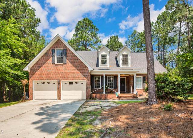 Property at 7832 Shuttle Rd, Fayetteville, NC 28311, 3 beds, 2.5 baths