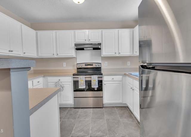 Property at 5617 Tealbrook Dr, Raleigh, NC 27610, 3 beds, 2.5 baths