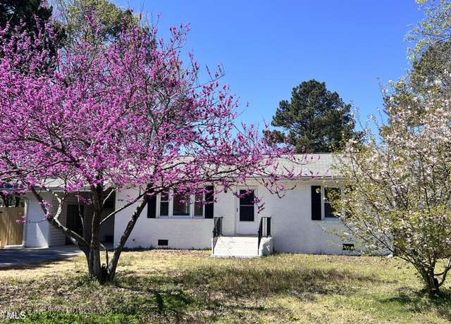 Property at 314 Wrenn St, Apex, NC 27502, 3 beds, 2 baths