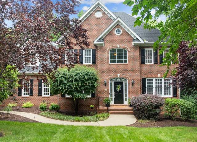 Property at 1332 Kinsdale Dr, Raleigh, NC 27615, 4 beds, 4.5 baths