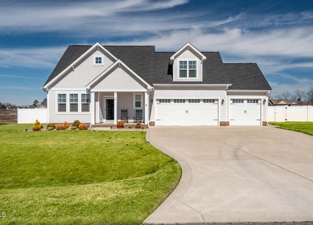 Property at 40 Thunder Valley Ct, Lillington, NC 27546, 3 beds, 2.5 baths