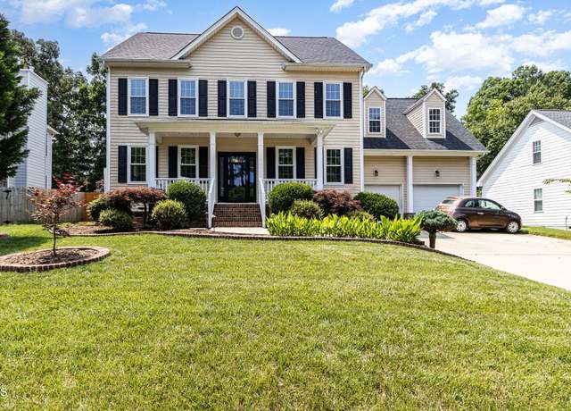 Property at 113 Sycamore Ridge Ln, Holly Springs, NC 27540, 3 beds, 2.5 baths