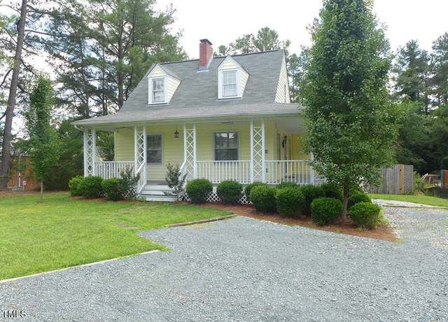 Property at 103 W Poplar Ave, Carrboro, NC 27510, 5 beds, 3.5 baths
