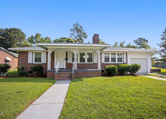 Property at 1003 Academy St E, Wilson, NC 27893, 4 beds, 2 baths
