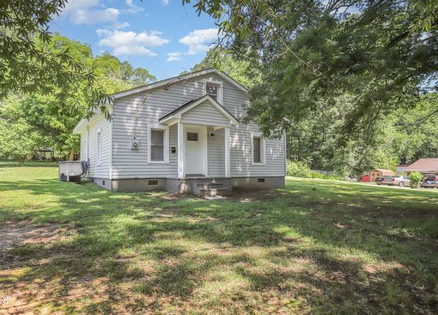 Property at 1317 Martin Luther King Jr Blvd, Siler City, NC 27344, 3 beds, 2 baths