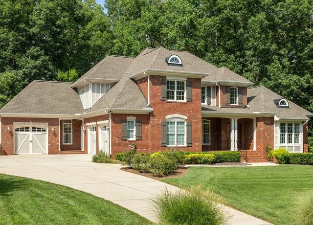 Property at 1028 Harpers Ridge Ct, Wake Forest, NC 27587, 4 beds, 4.5 baths