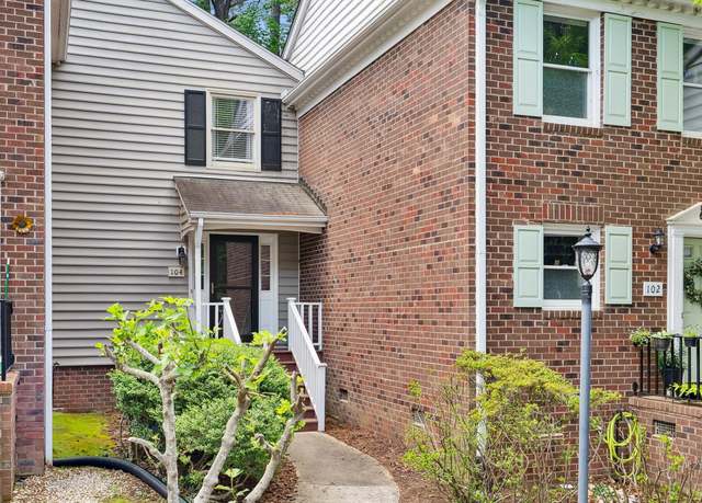 Property at 104 Westover Ct, Chapel Hill, NC 27514, 2 beds, 1.5 baths