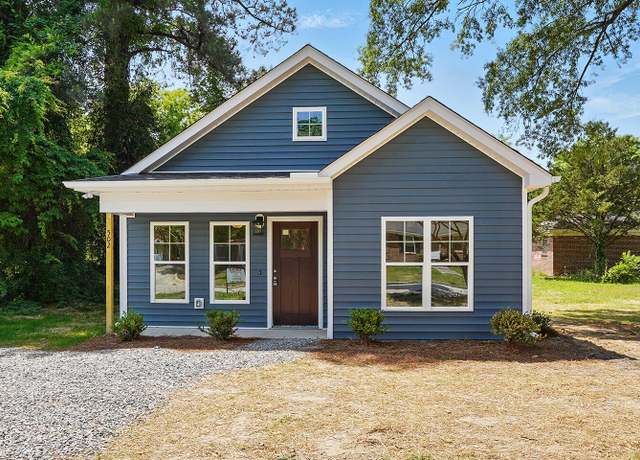 Property at 502 E Chestnut St, Goldsboro, NC 27530, 2 beds, 2 baths