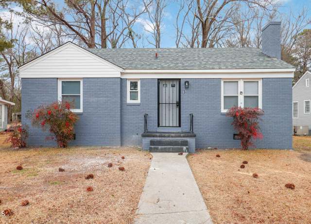 Property at 316 S Oakwood Dr, Rocky Mount, NC 27801, 4 beds, 2 baths