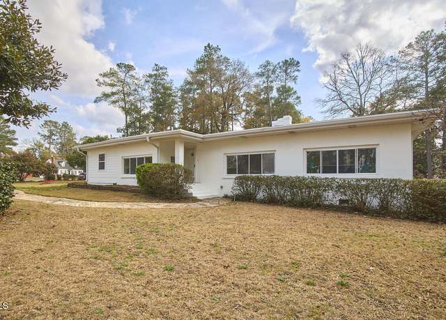 Property at 719 Kooler Cir, Fayetteville, NC 28305, 3 beds, 2 baths