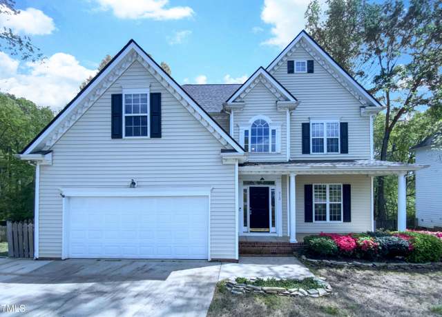 Property at 312 Sarazen Dr, Clayton, NC 27527, 4 beds, 2 baths