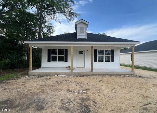 Property at 211 E Washington St, Coats, NC 27521, 3 beds, 2 baths