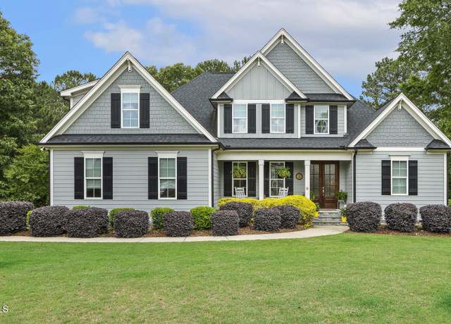 Property at 205 Sherman Pines Dr, Fuquay Varina, NC 27526, 4 beds, 3 baths