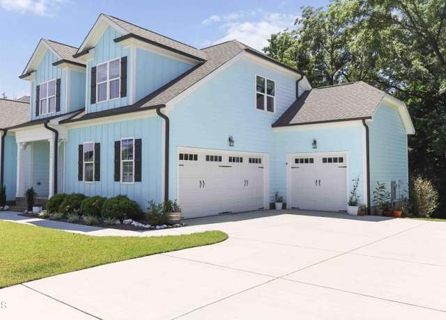Property at 2635 High Plains Dr, Fuquay Varina, NC 27526, 4 beds, 4 baths