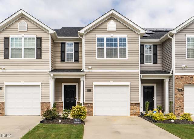 Property at 1231 Adrian Ct, Mebane, NC 27302, 3 beds, 2.5 baths
