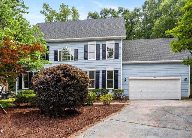 Property at 104 S Crabtree Knl, Chapel Hill, NC 27514, 4 beds, 2.5 baths