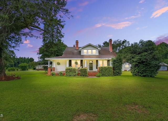 Property at 720 Titan Roberts Rd, Lillington, NC 27546, 3 beds, 1.5 baths