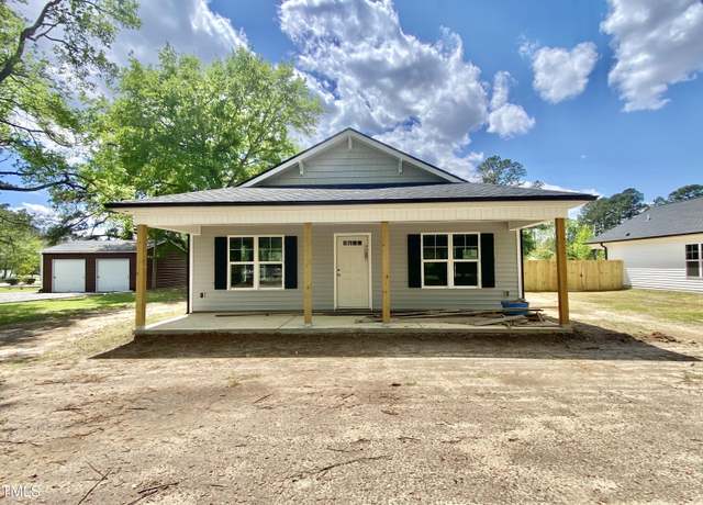 Property at 233 Jenkins St, Erwin, NC 28334, 3 beds, 2 baths