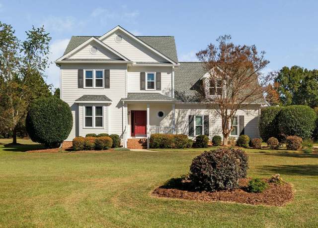 Property at 3648 Praed Pl, Fuquay Varina, NC 27526, 3 beds, 2.5 baths