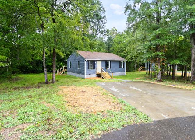 Property at 219 Daye St, Hillsborough, NC 27278, 3 beds, 1 bath