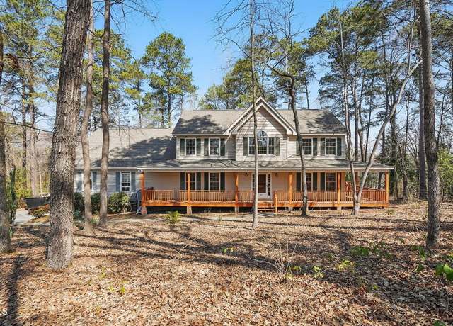 Property at 167 Coachmans Cove Rd, Four Oaks, NC 27524, 4 beds, 2.5 baths