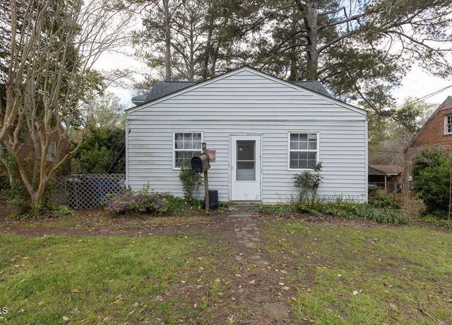 Property at 1203 Brookside Dr, Raleigh, NC 27604, 3 beds, 2 baths